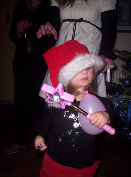 la fille du pere noel?non c ma petite cousine lou ane.