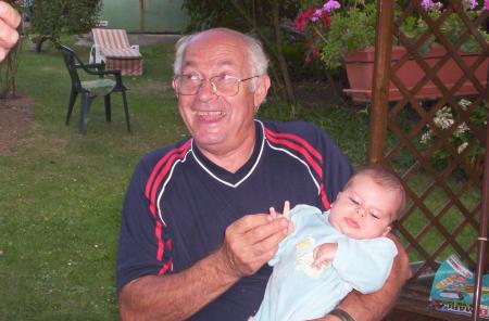 voici papy lou.
